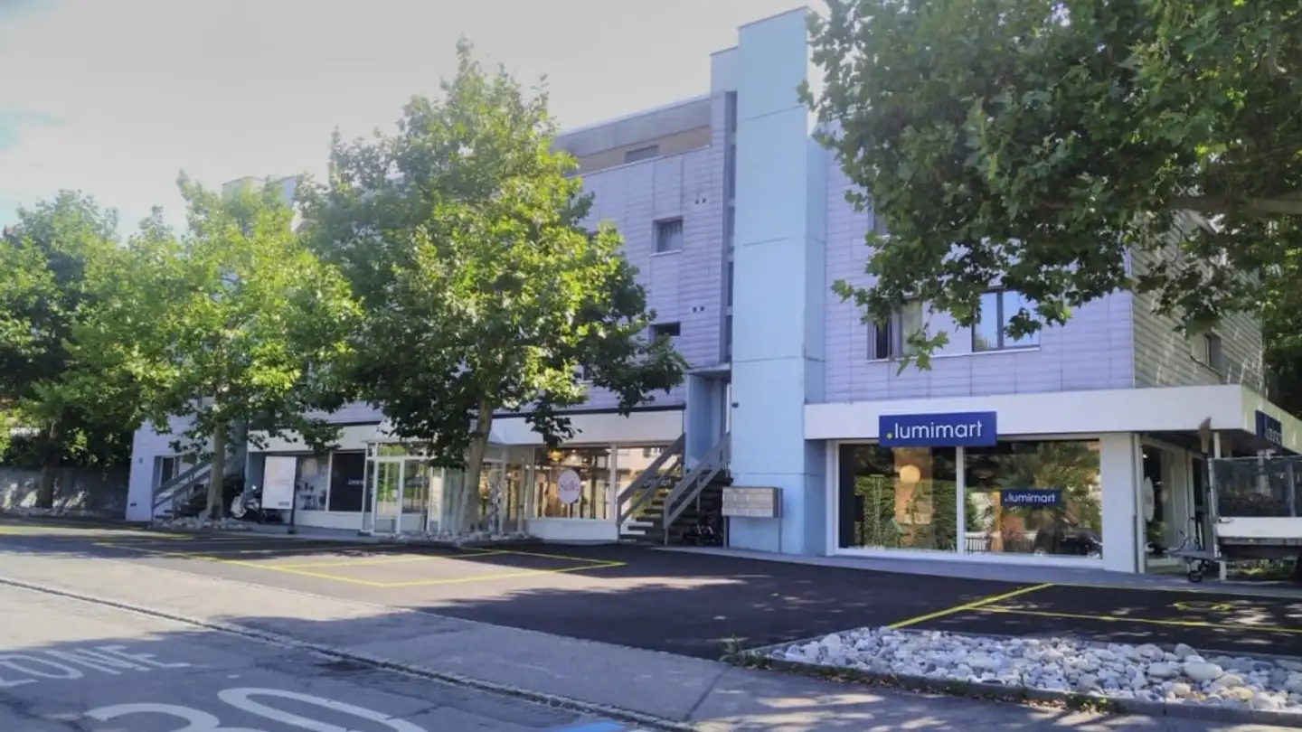 Place de parking couverte à louer - Mittelweg 4a, 3063 Ittigen