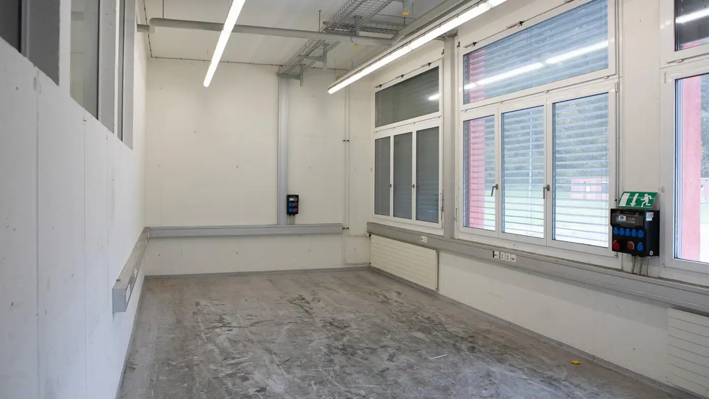 Proprietà industriale in affitto - Via Innovativa 1, 7013 Domat/Ems - Photo 4