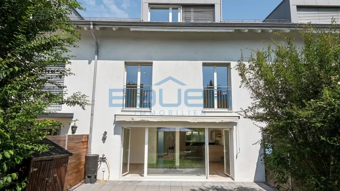 Row house for sale - 8302 Kloten