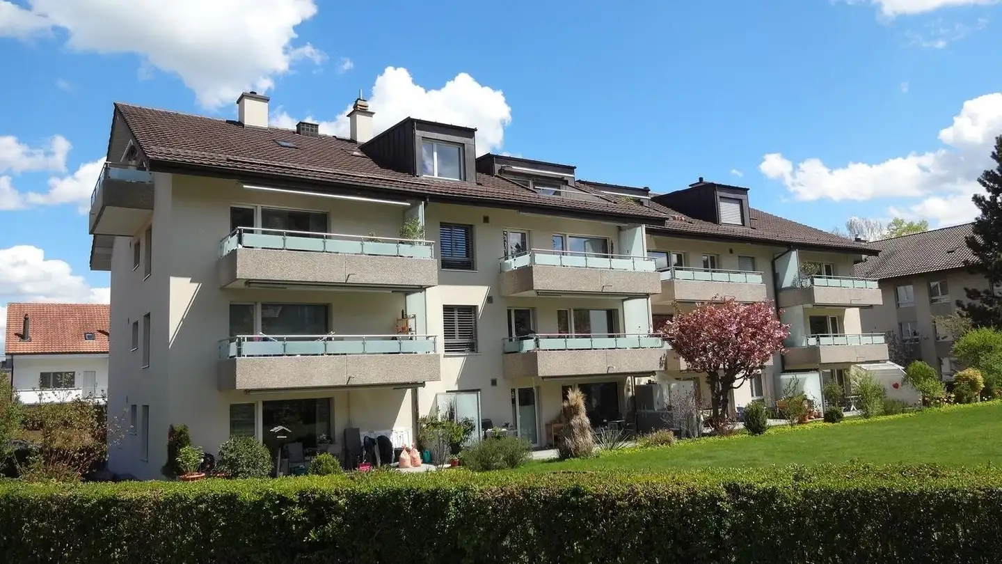 Dachgeschosswohnung mieten - Bantigerweg 3, 3122 Kehrsatz