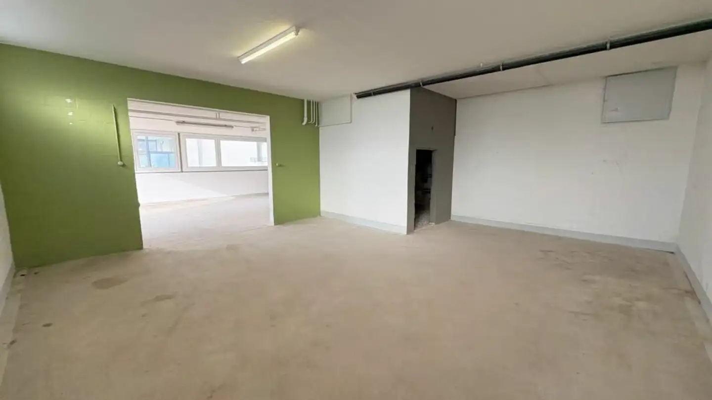 Advertising space for rent - Schulhausstrasse 1, 6030 Ebikon - Photo 3