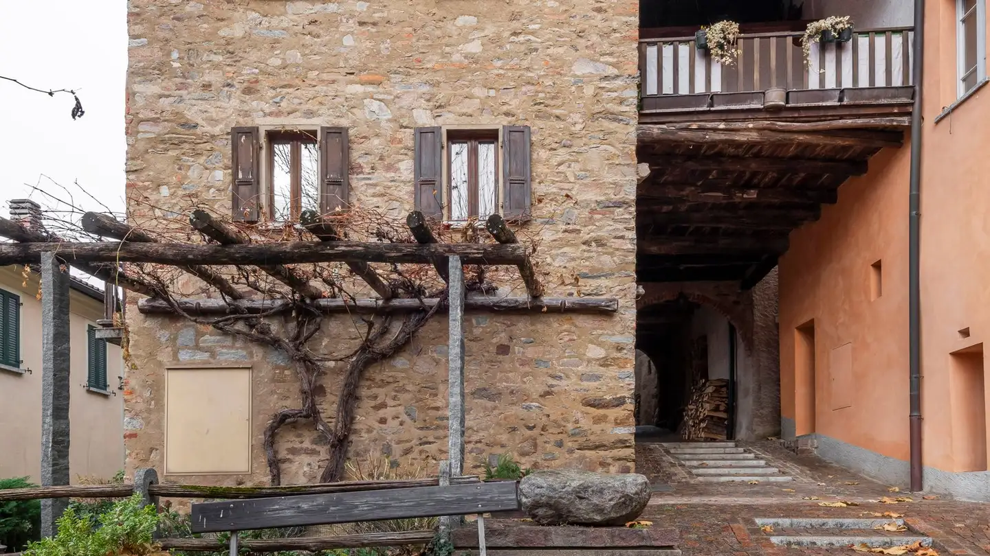 Single house for sale - 6993 Iseo