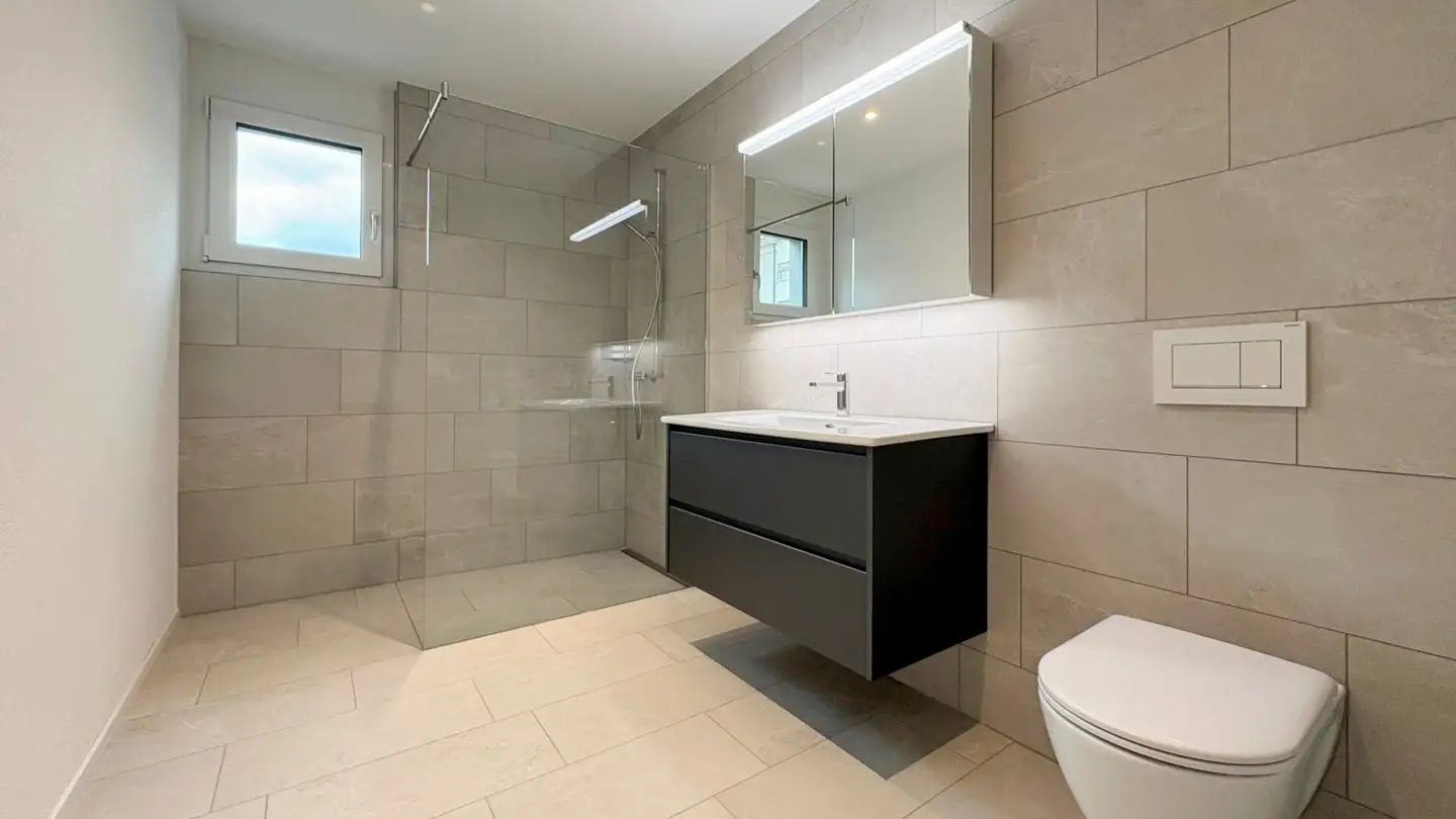 Appartement à louer - Adlerstrasse 15, 8854 Siebnen