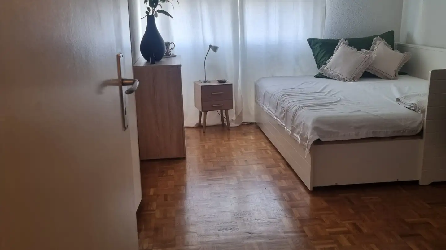 Single room for rent - 1004 Lausanne