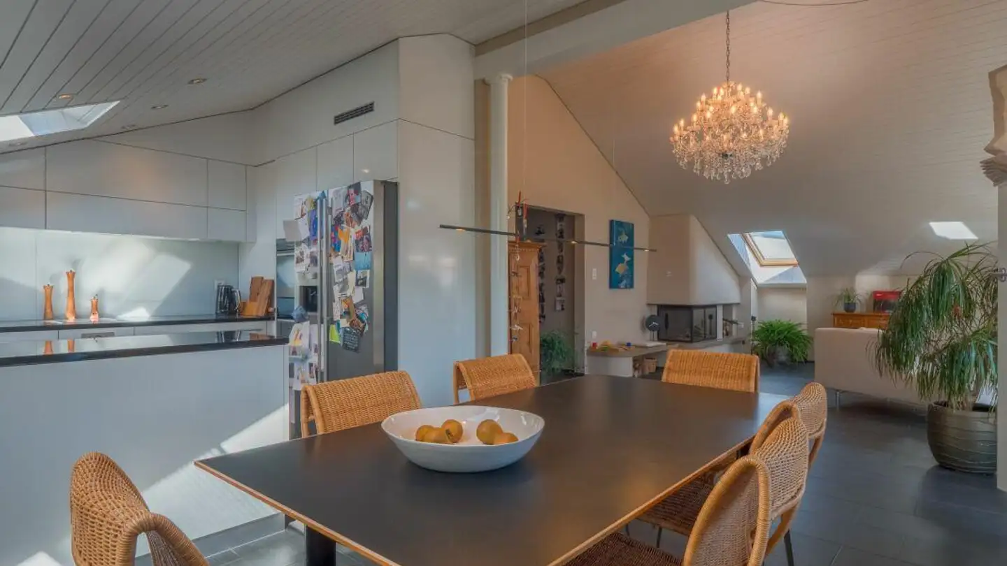 Attic flat for sale - Bahnhofstrasse, 4132 Muttenz - Photo 2