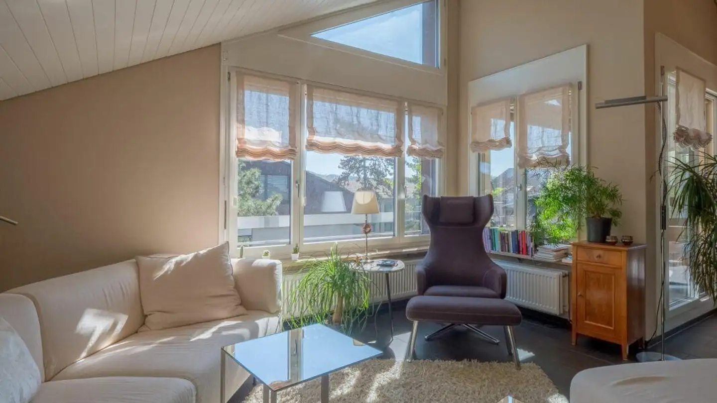 Attic flat for sale - Bahnhofstrasse, 4132 Muttenz - Photo 4