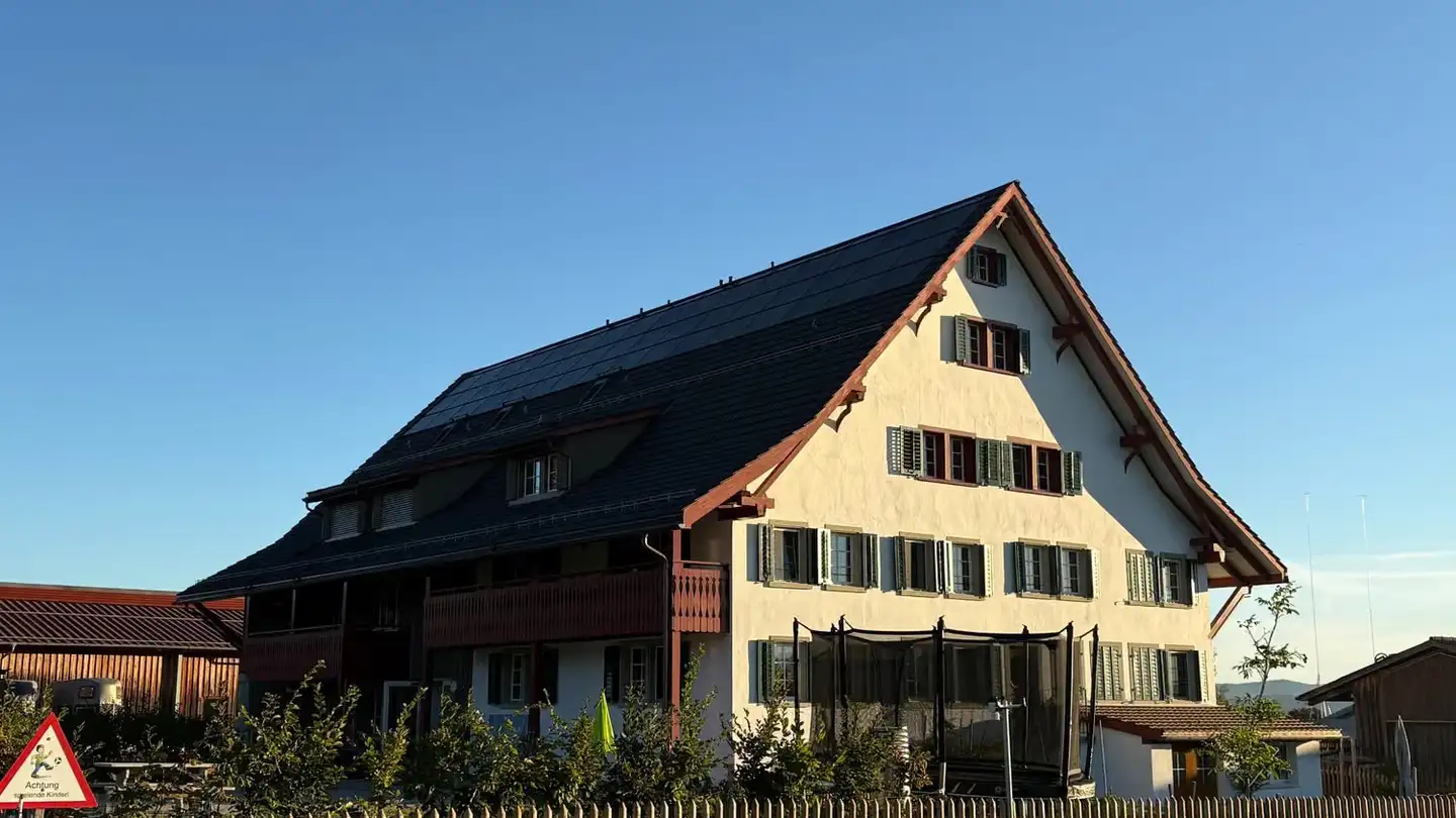 Appartement à louer - Neugutstrasse, 8124 Maur