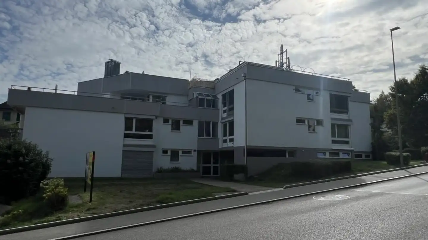 Hobbyraum mieten - Röschenzstrasse 55, 4242 Laufen