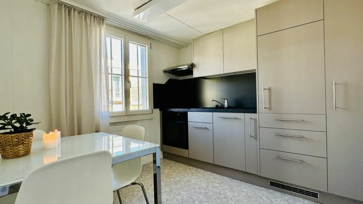 Wohnung mieten - Waagtalstrasse 4, 8842 Unteriberg - Foto 2