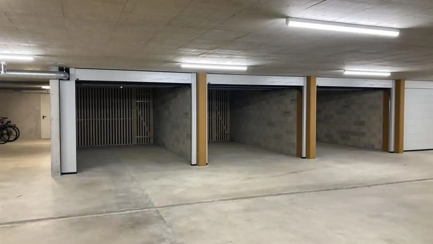 Garage individuel à louer - Avenue Du Tir-Fédéral, 1024 Ecublens VD - Photo 3