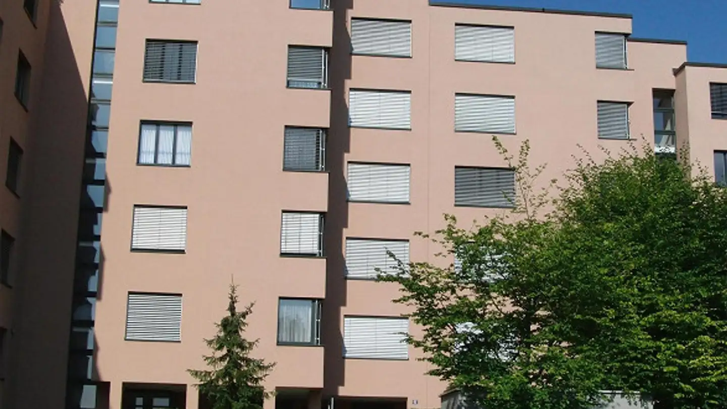 Place de parking souterraine à louer - Zelgstrasse 42, 8134 Adliswil