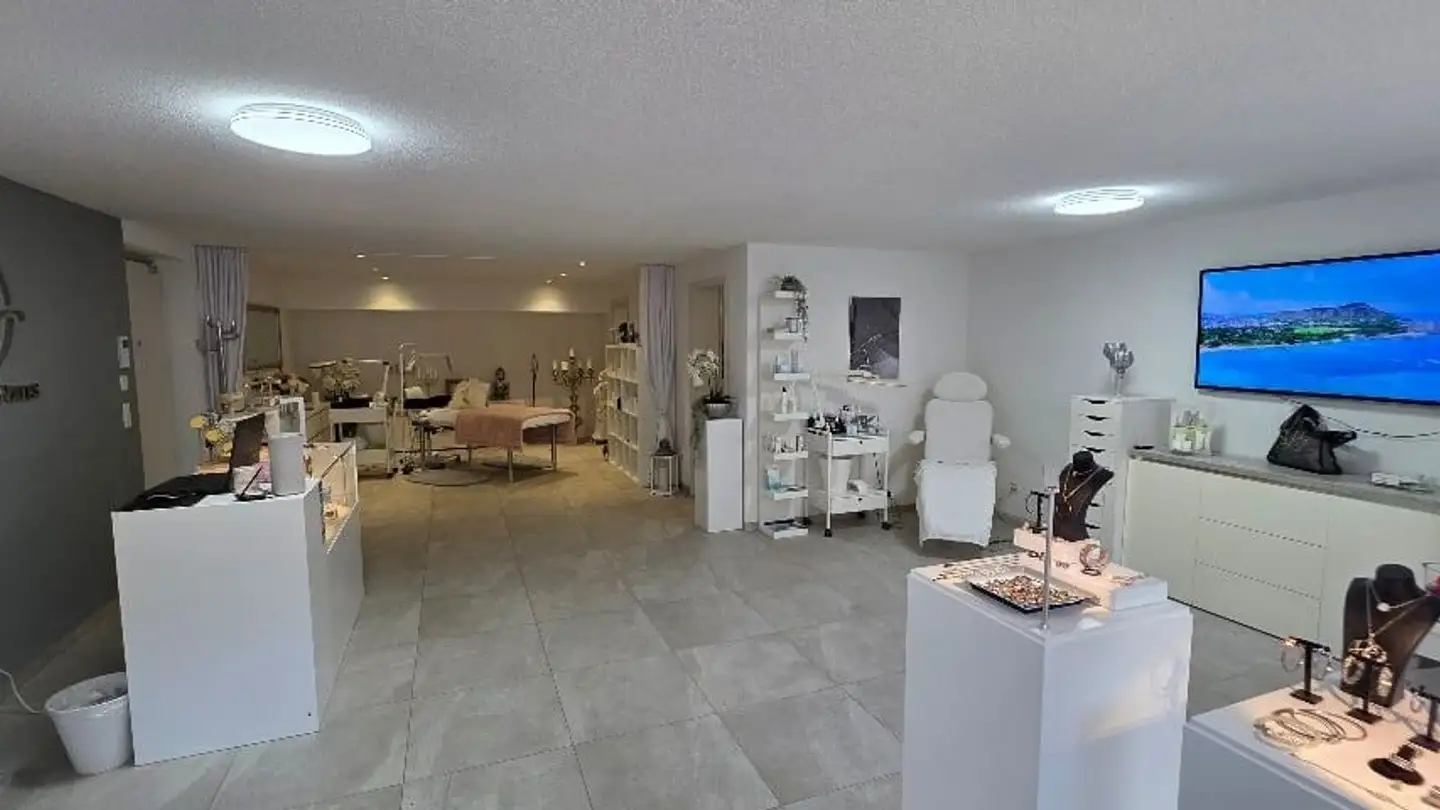 Commercial à louer - Kreuzweg 15, 3216 Ried b. Kerzers - Photo 2