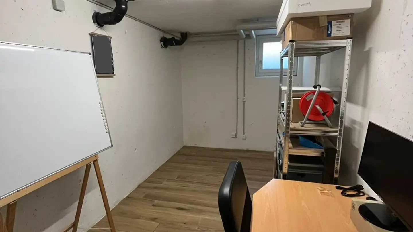 Commercial for rent - Thanstrasse 5, 6032 Emmen