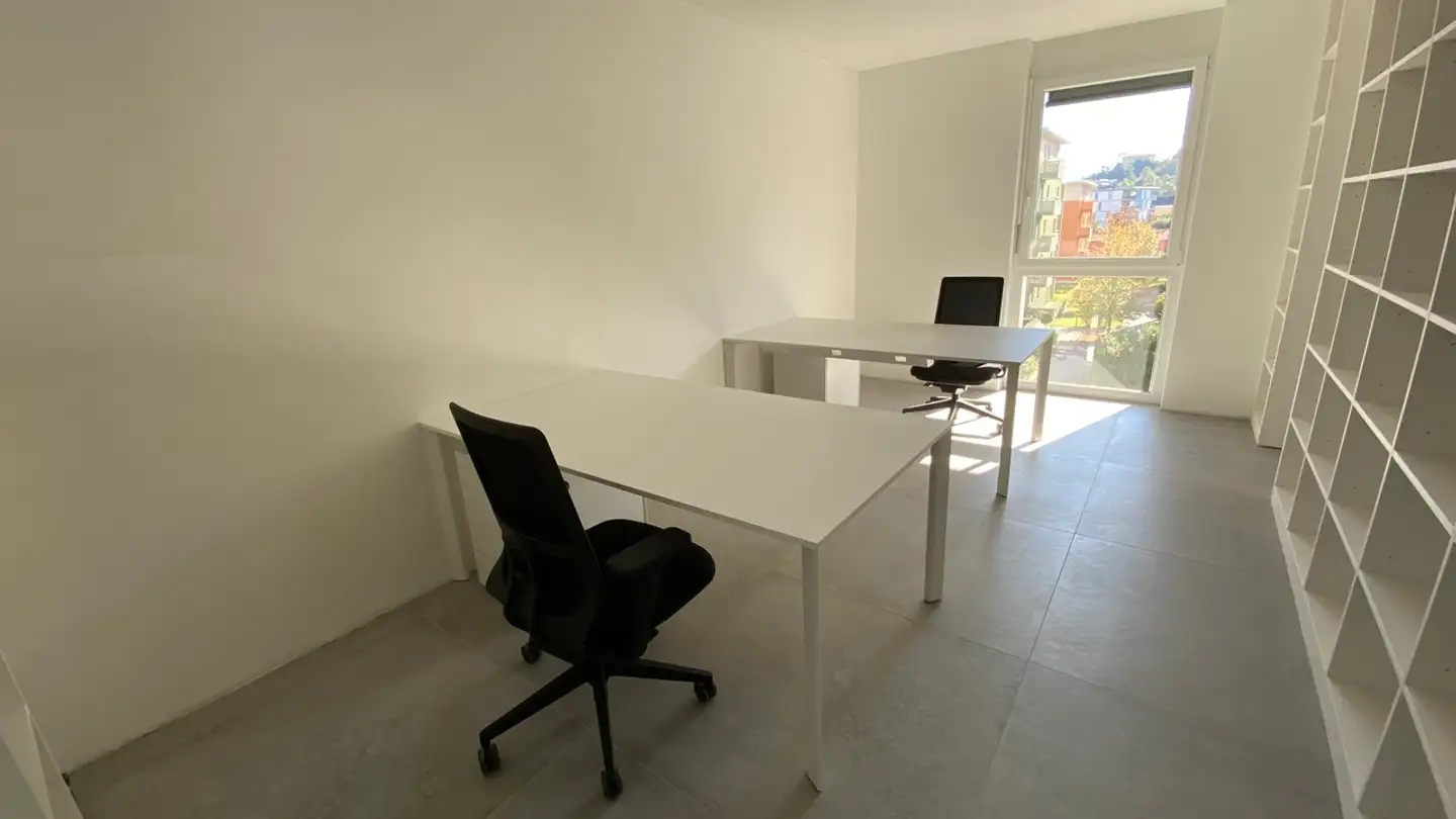 Spazio ufficio in vendita - Via Locarno, 6616 Losone - Photo 3