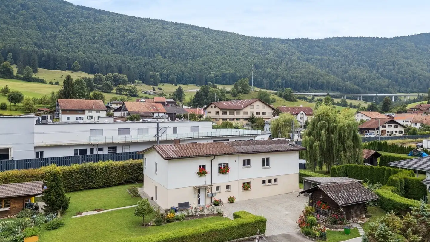 Maison jumelle à vendre - 2738 Court - Photo 2