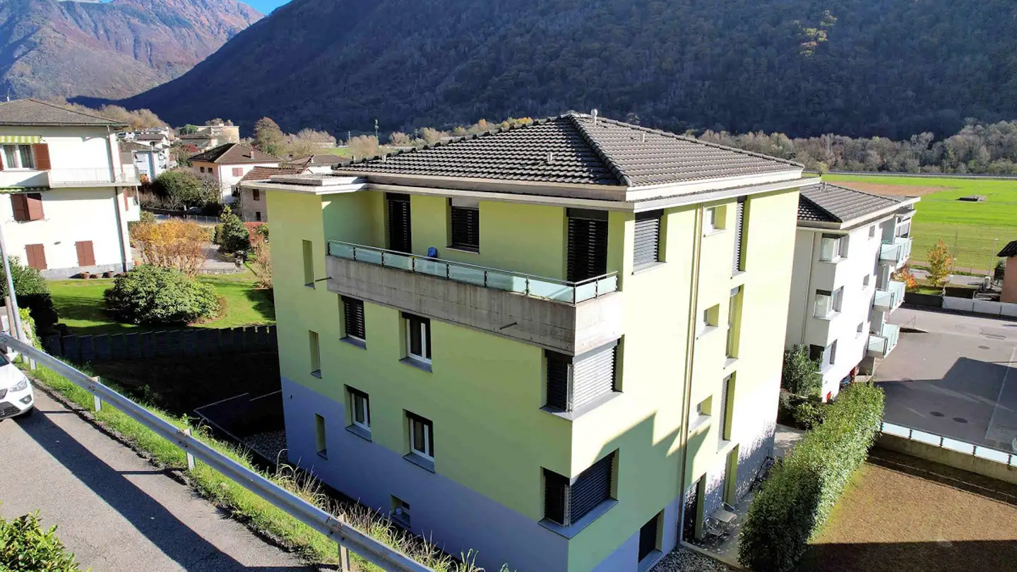Appartamento in vendita - Via Bellinzona, 6533 Lumino - Foto 2