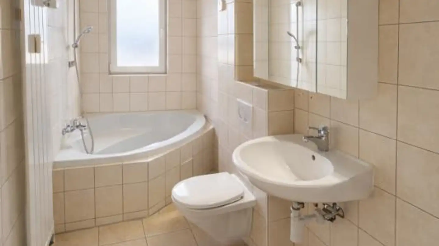 Wohnung mieten - Ahornstrasse 12, 4142 Münchenstein - Foto 2