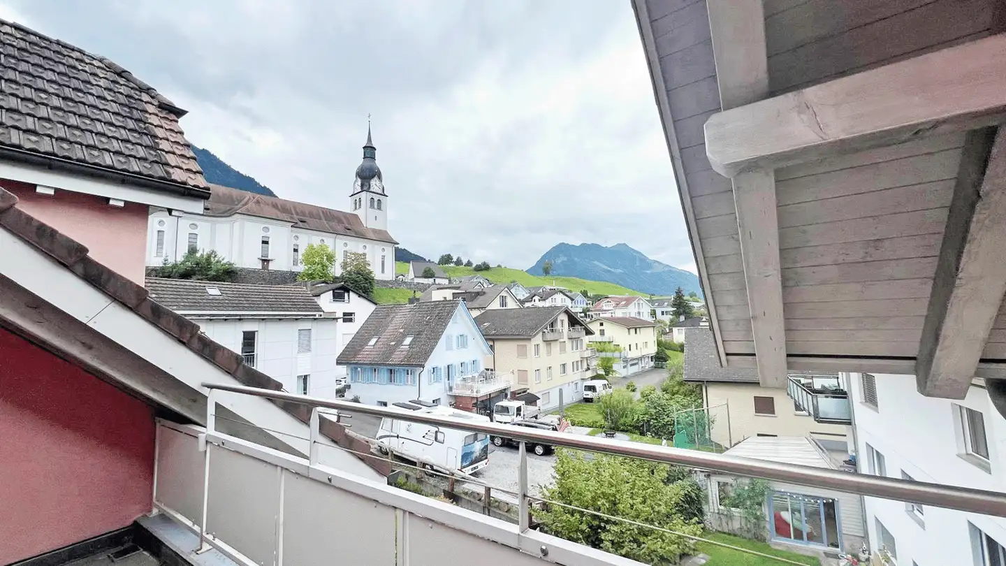 Attic flat for rent - Dorfstrasse 14, 6374 Buochs - Photo 4