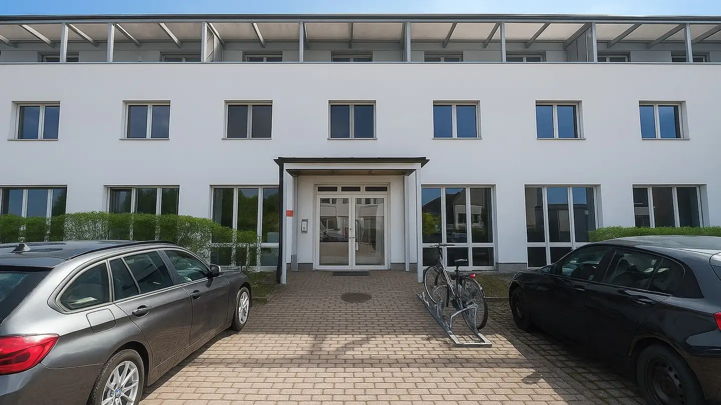 Commercial à louer - Stationsstrasse 22, 8606 Greifensee