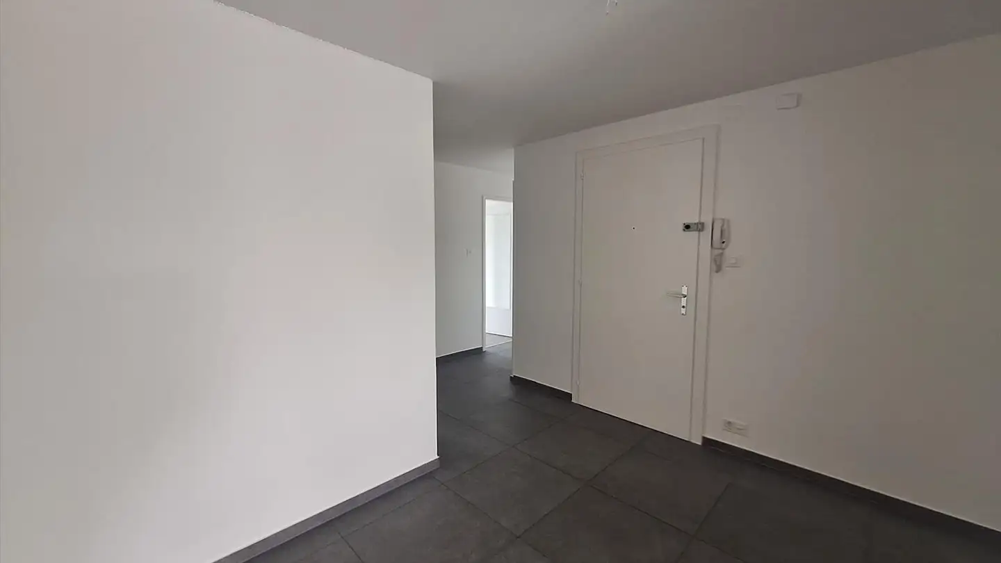 Apartment for rent - Rue Roger-De-Guimps 37, 1400 Yverdon-les-Bains