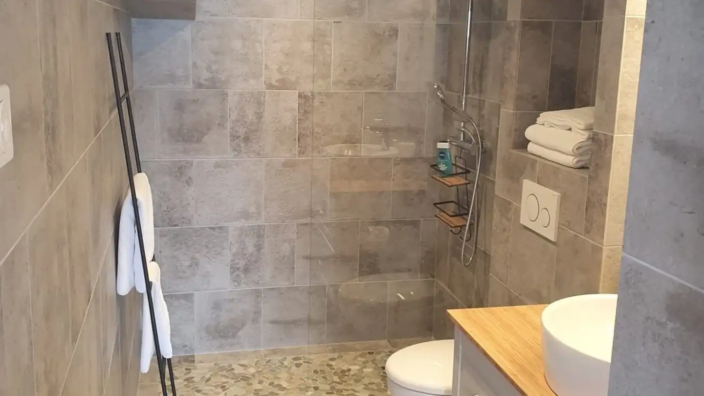 Wohnung mieten - Oberländerweg 25, 3658 Merligen