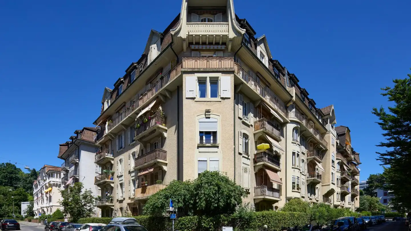 Outdoor parking space for rent - Avenue Floréal 19, 1006 Lausanne
