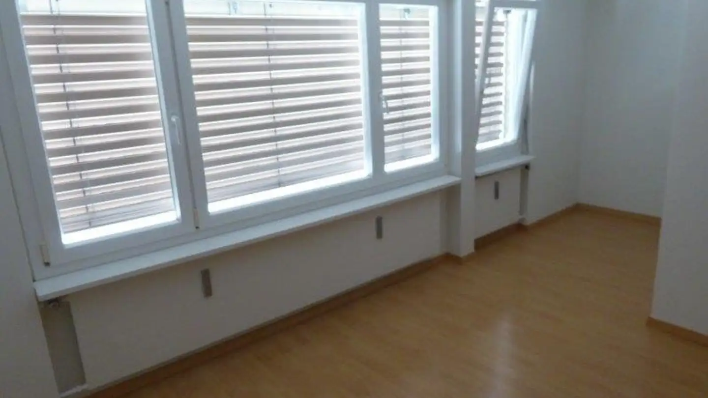 Wohnung mieten - Rufibachstrasse 13, 8865 Bilten - Foto 2