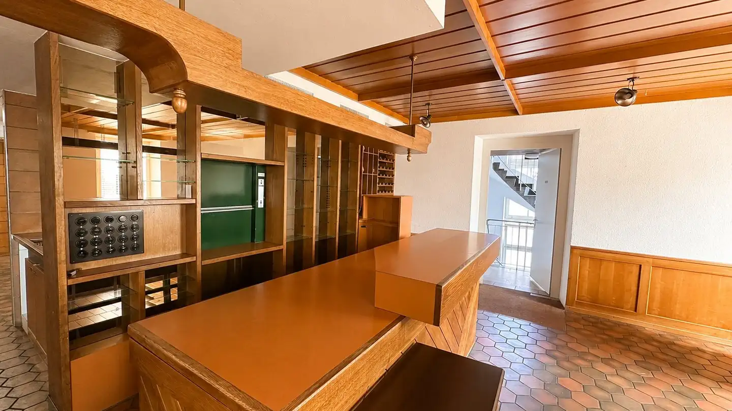 Commercial for rent - 2943 Vendlincourt - Photo 2