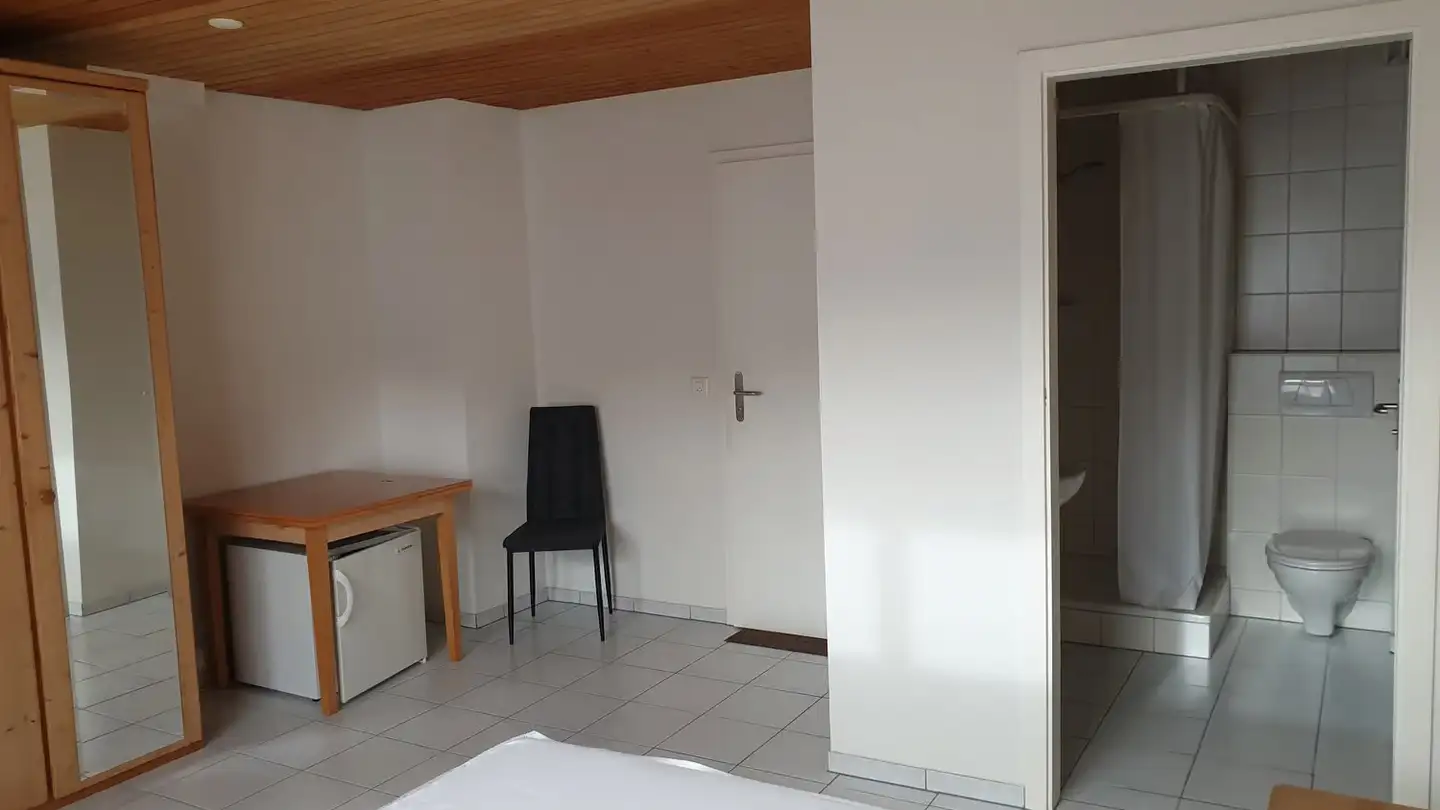 Studio à louer - Stockistrasse 15, 8192 Glattfelden - Photo 2