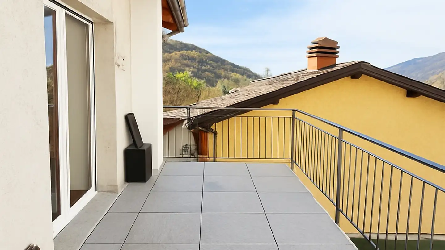 Stepped house for sale - Strada De Bögn, 6951 Bogno - Photo 3
