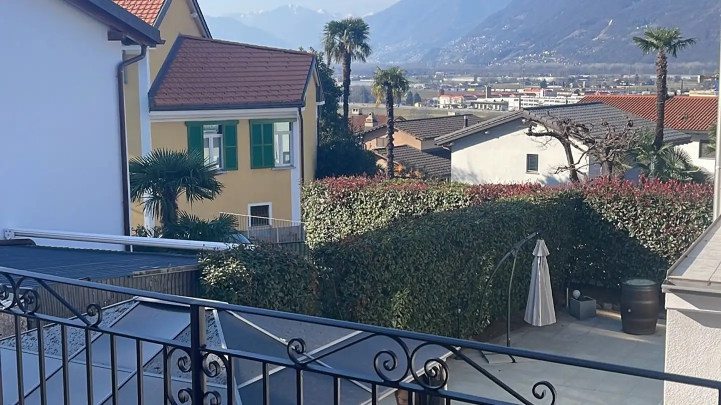 Einfamilienhaus mieten - 6528 Camorino