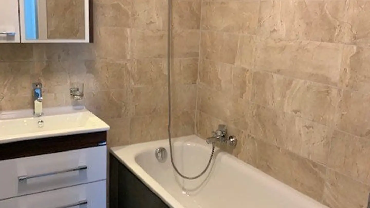 Apartment for rent - 1726 Posat - Photo 2