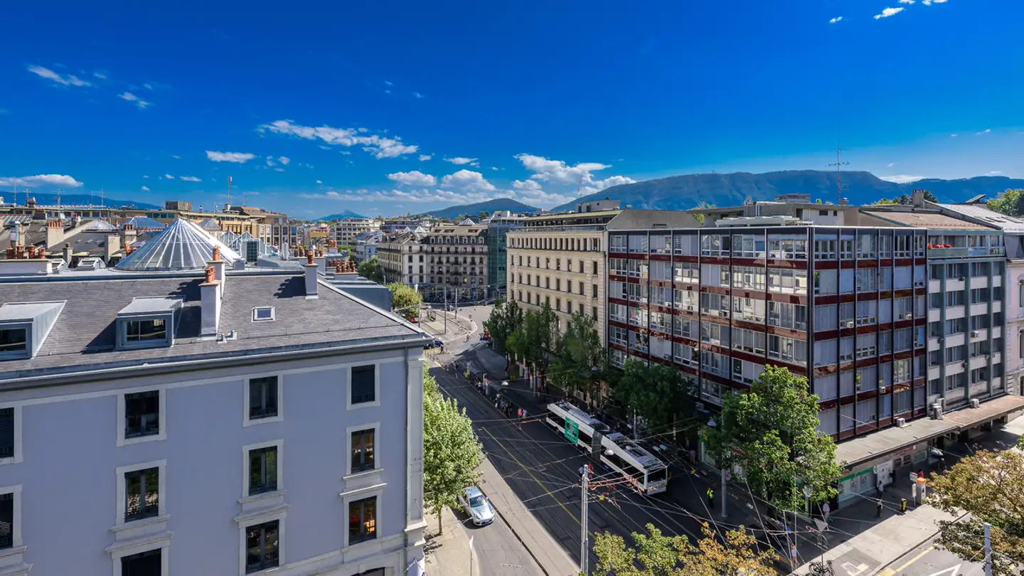 Duplex for rent - Rue De Rive, 1204 Genève - Photo 2