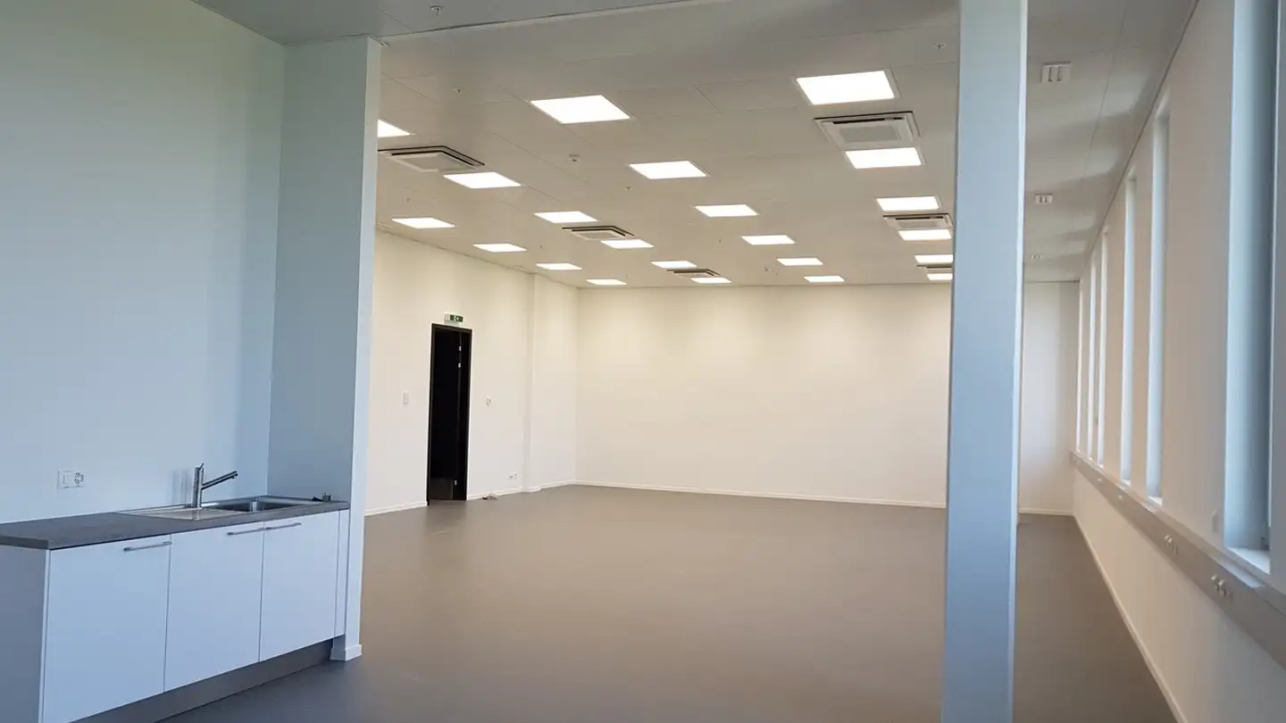 Office space for rent - 1242 Satigny