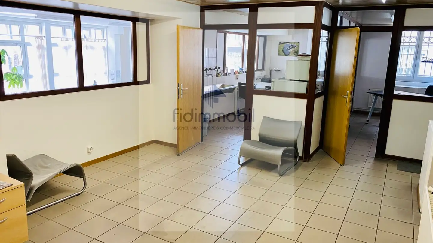 Spazio ufficio in affitto - Rue Jardinière 107, 2300 La Chaux-de-Fonds