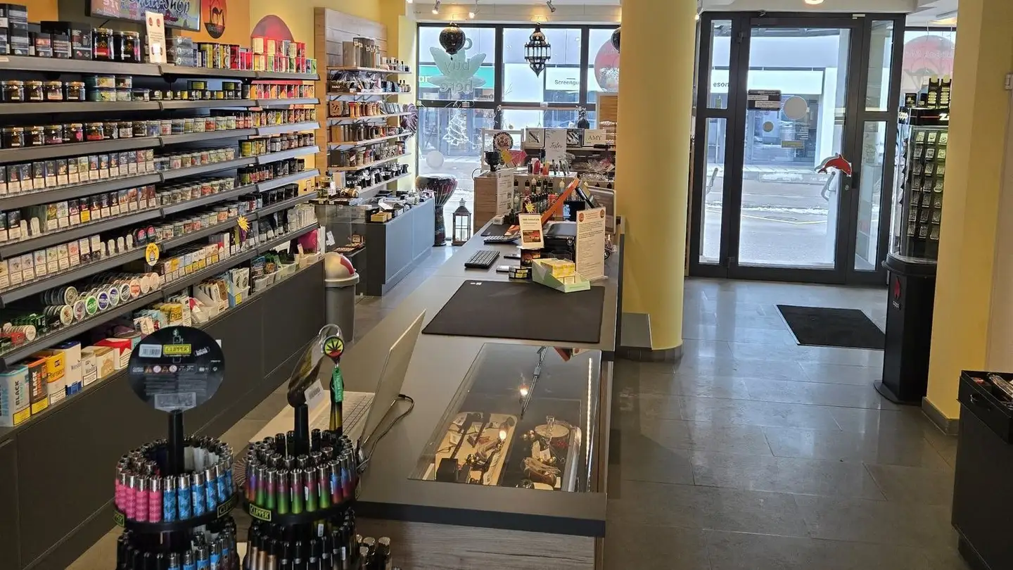 Geschäft mieten - Bahnhofstrasse 105, 8620 Wetzikon ZH - Foto 2