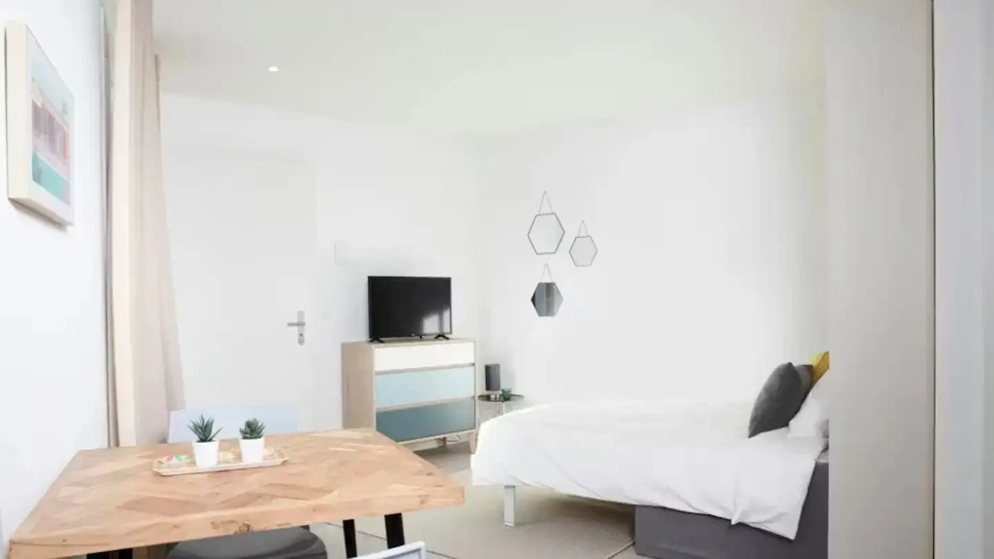 Wohnung mieten - Avenue Du Léman, 1005 Lausanne - Foto 2