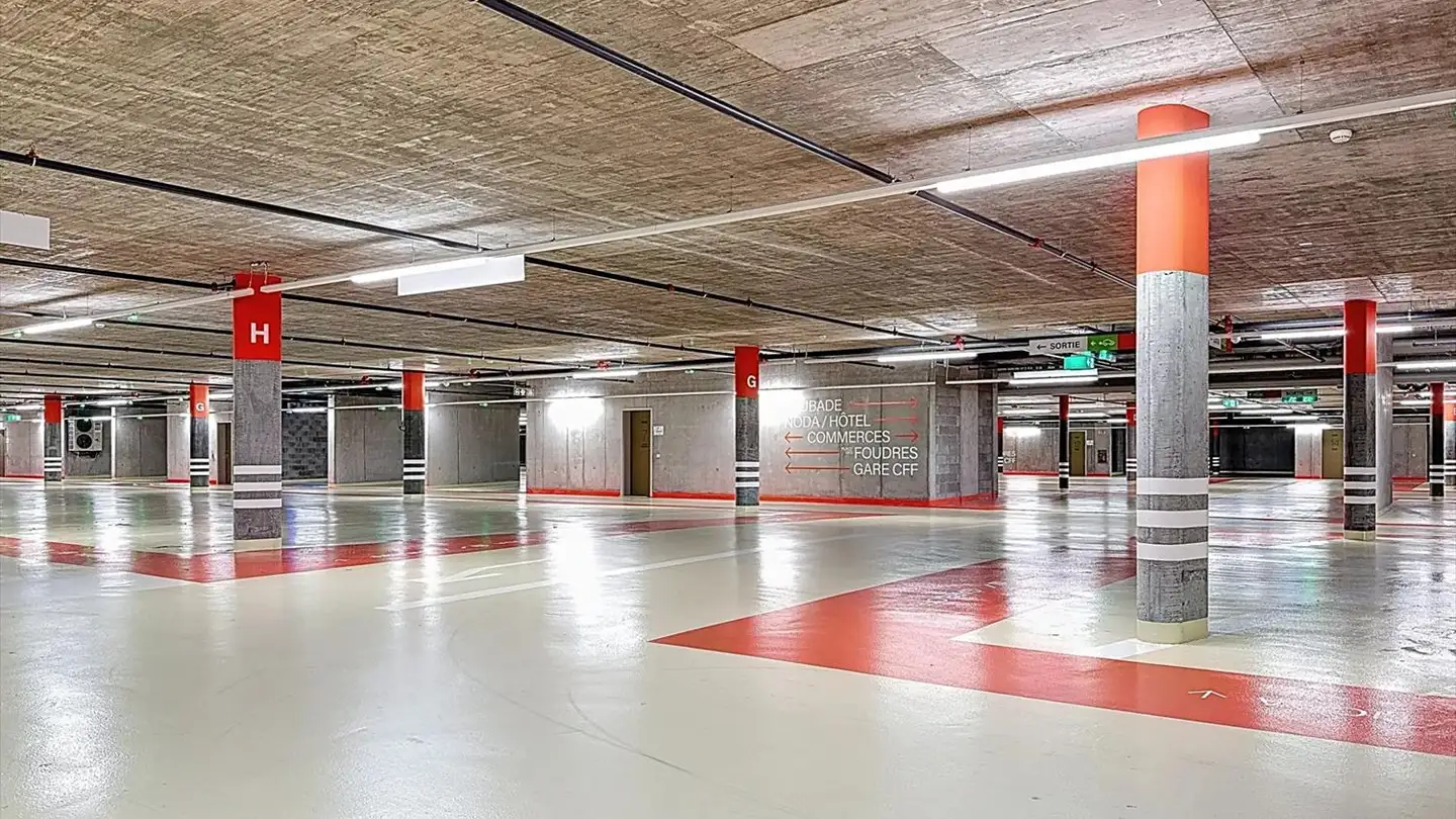 Place de parking extérieure à louer - Rue Ambuel, 1950 Sion