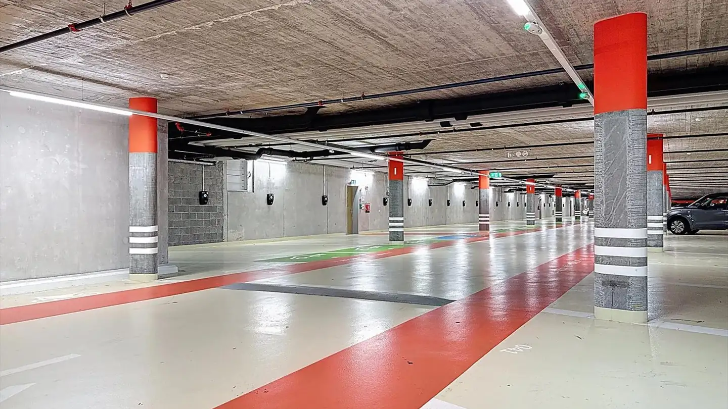 Place de parking extérieure à louer - Rue Ambuel, 1950 Sion - Photo 2