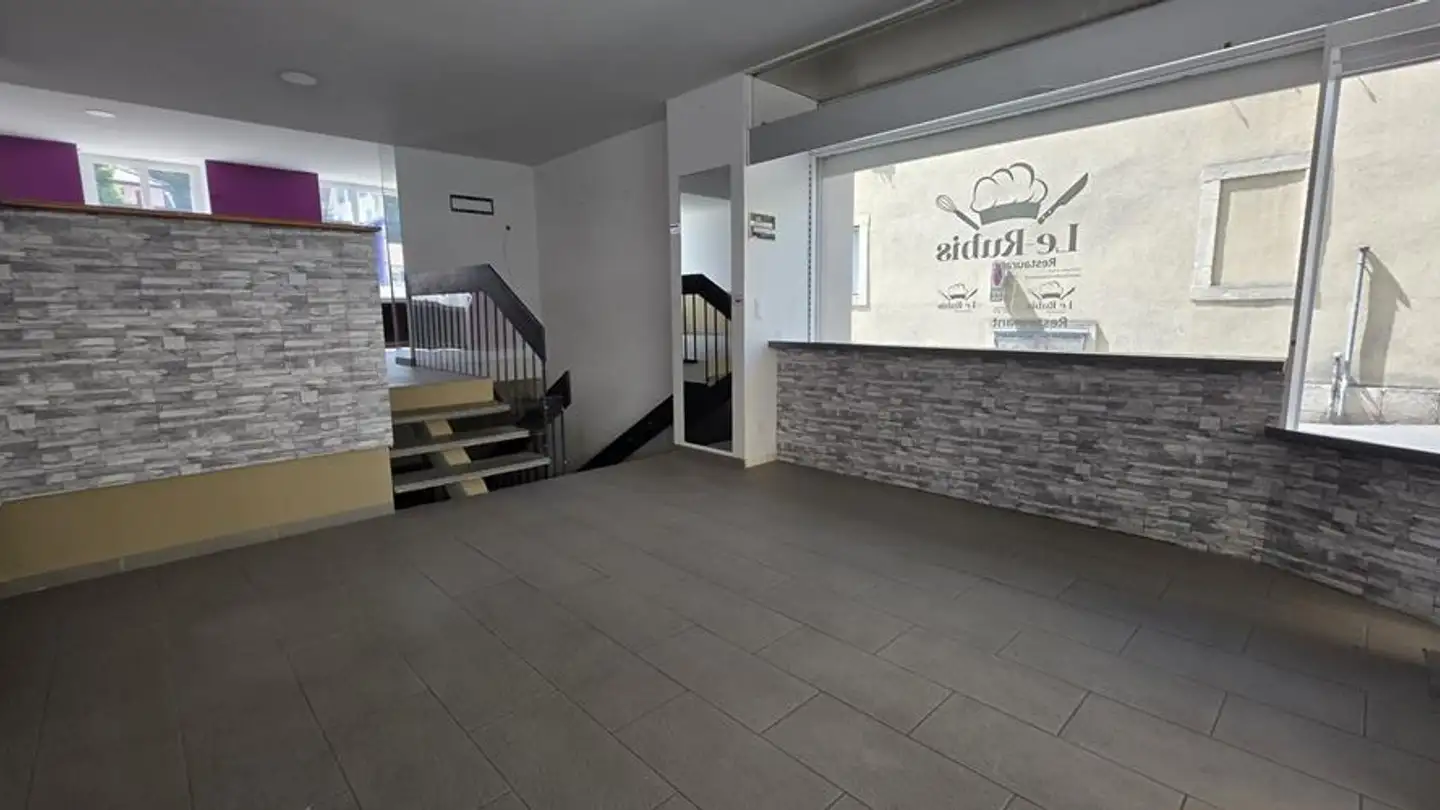 Spazio ufficio in affitto - Rue Daniel-Jeanrichard 13, 2400 Le Locle - Photo 2