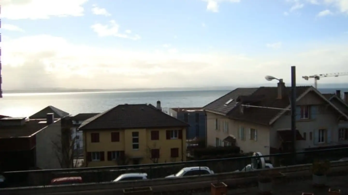 Appartement à louer - Rue Du Clos-De-Serrières 12, 2000 Neuchâtel