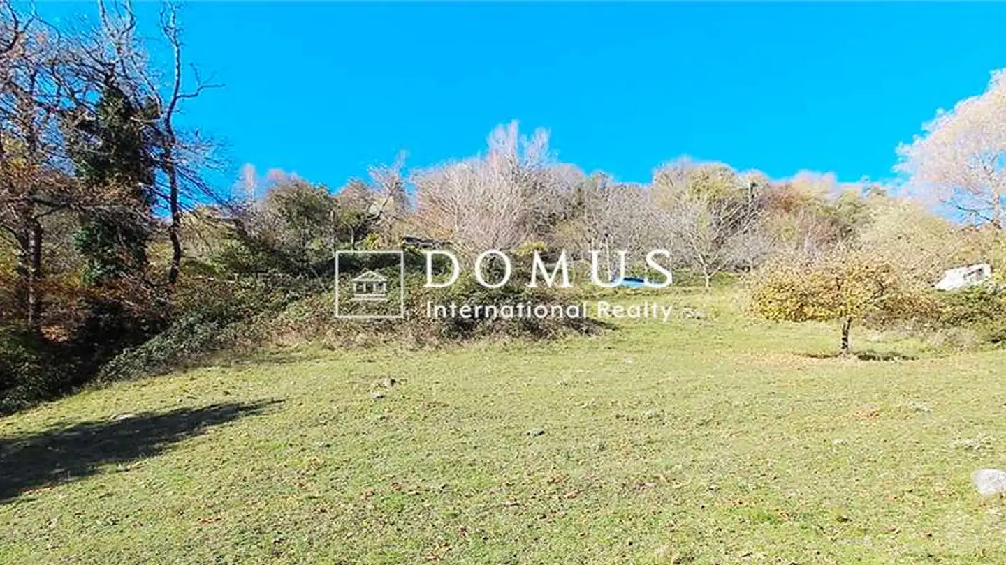 Constructible plot for sale - Via Sant'agata, 6955 Oggio