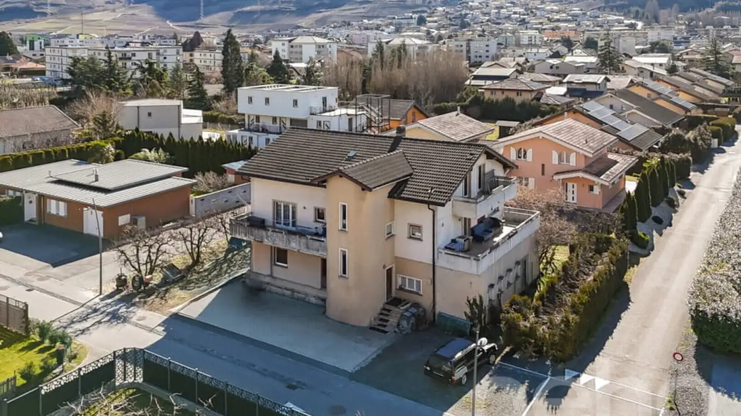 Single house for sale - 1907 Saxon