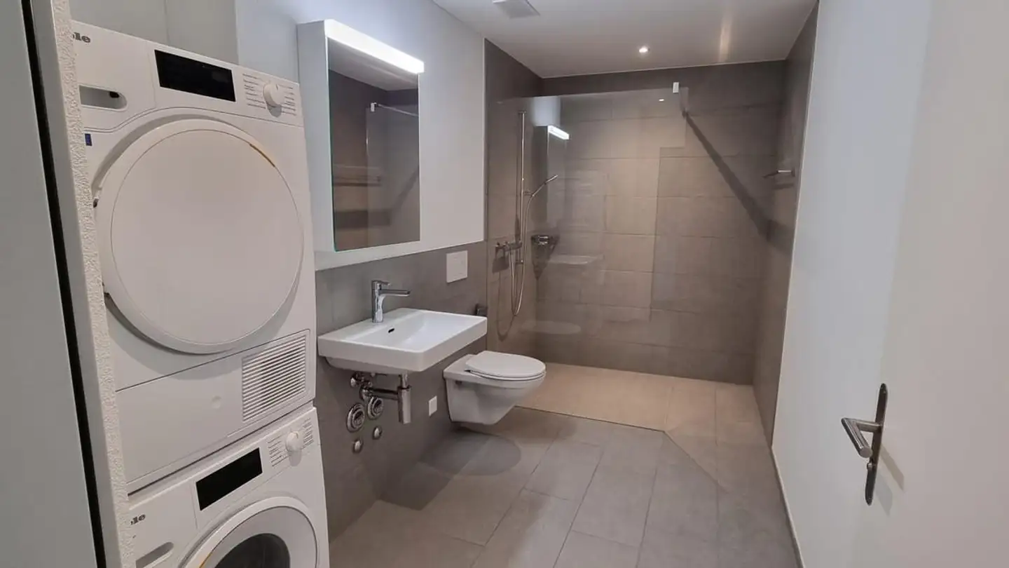 Apartment for rent - Heusserstrasse 16a, 8634 Hombrechtikon - Photo 4