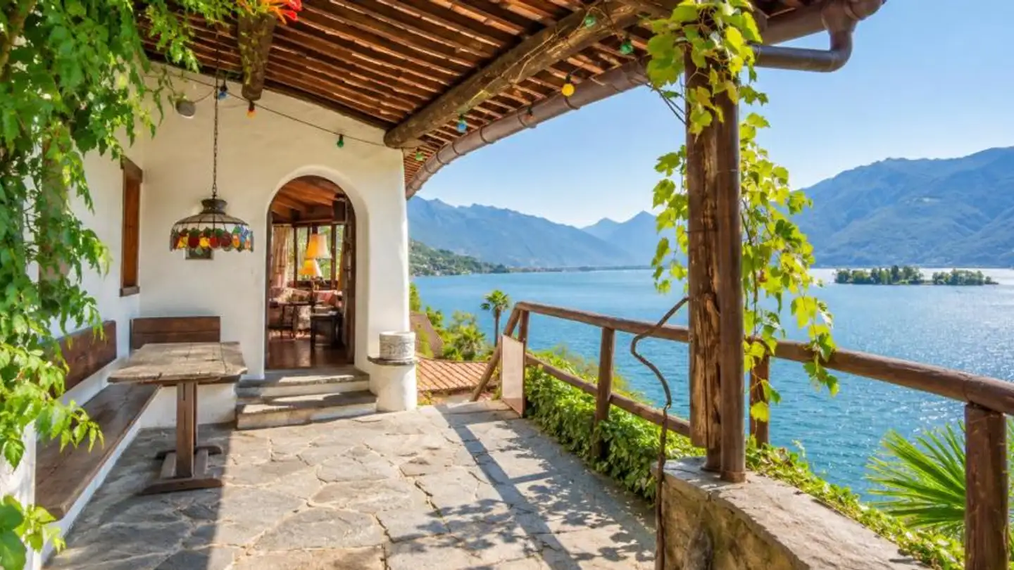 Villa à vendre - 6613 Porto Ronco