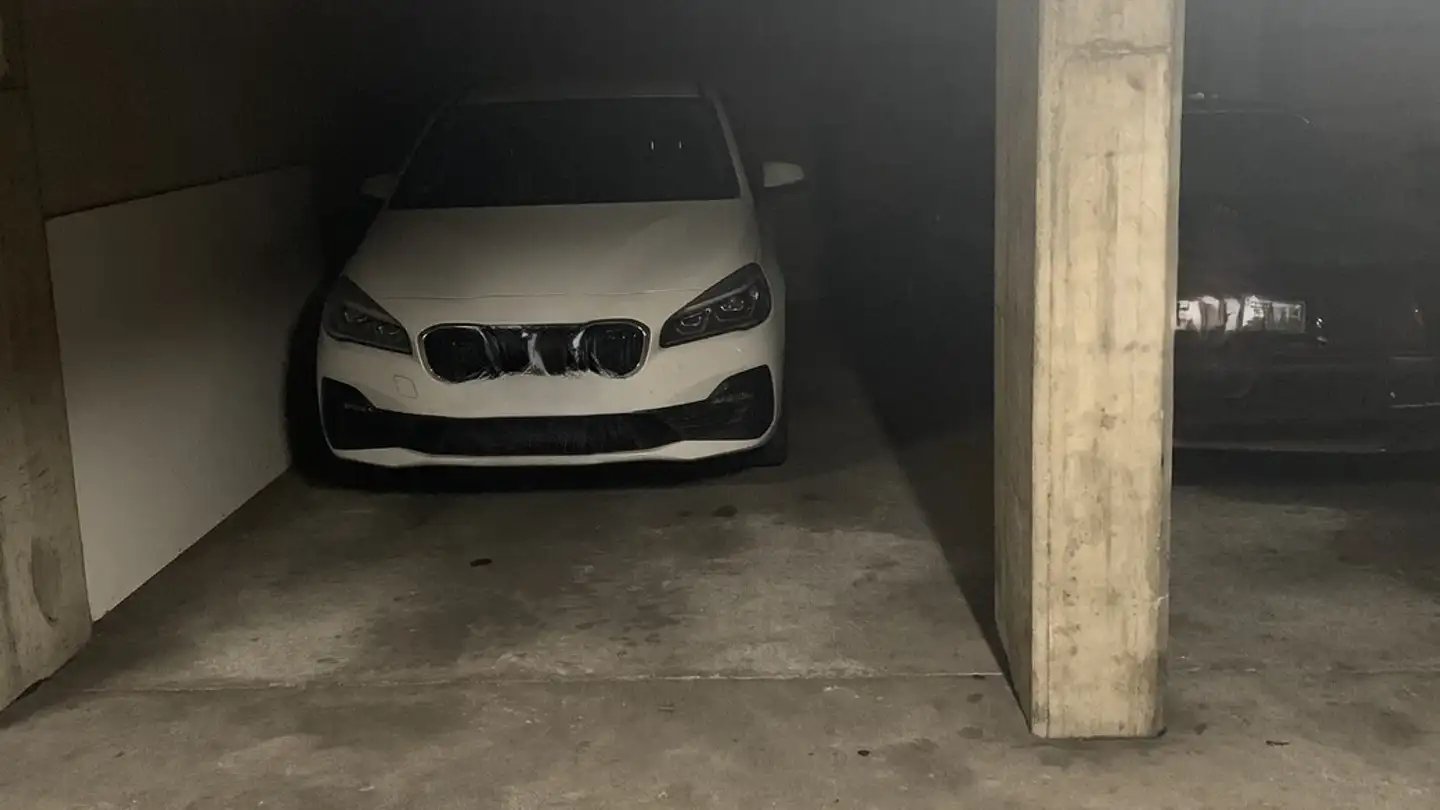 Underground parking space for rent - Rue Chabrey, 1202 Genève