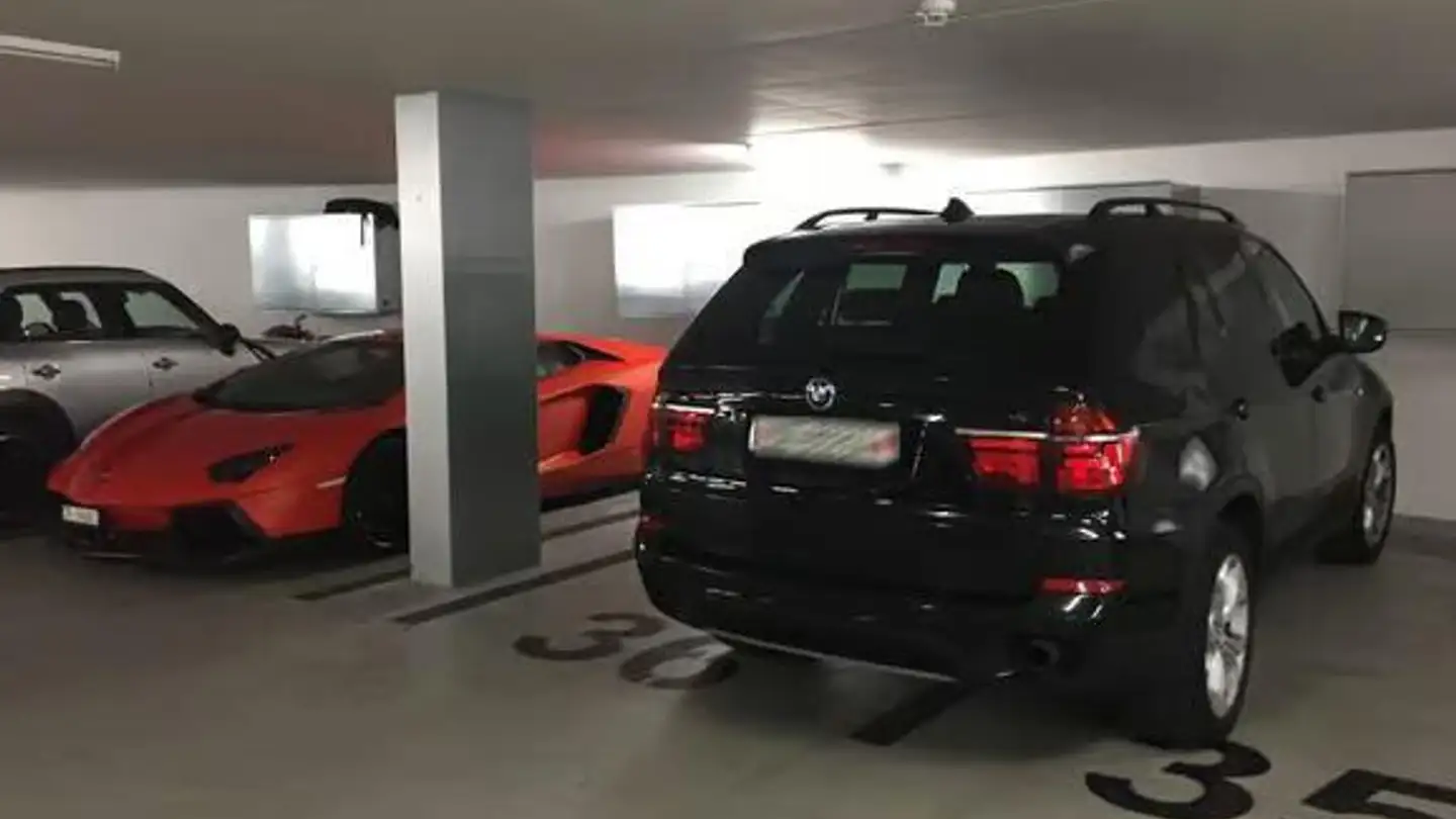 Tiefgaragenstellplatz mieten - Wolframplatz 10, 8045 Zürich