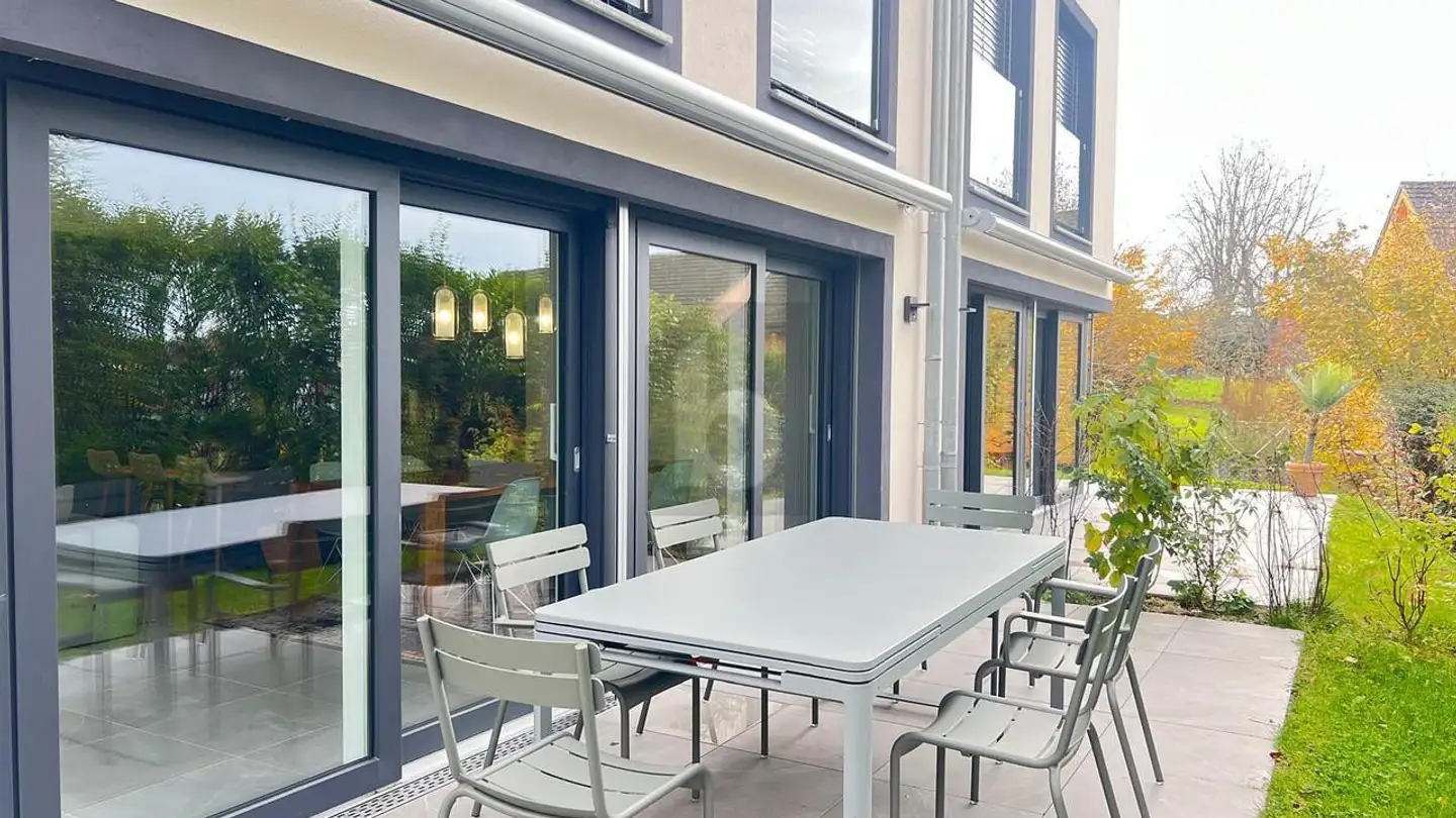 Row house for rent - 1012 Lausanne - Photo 2