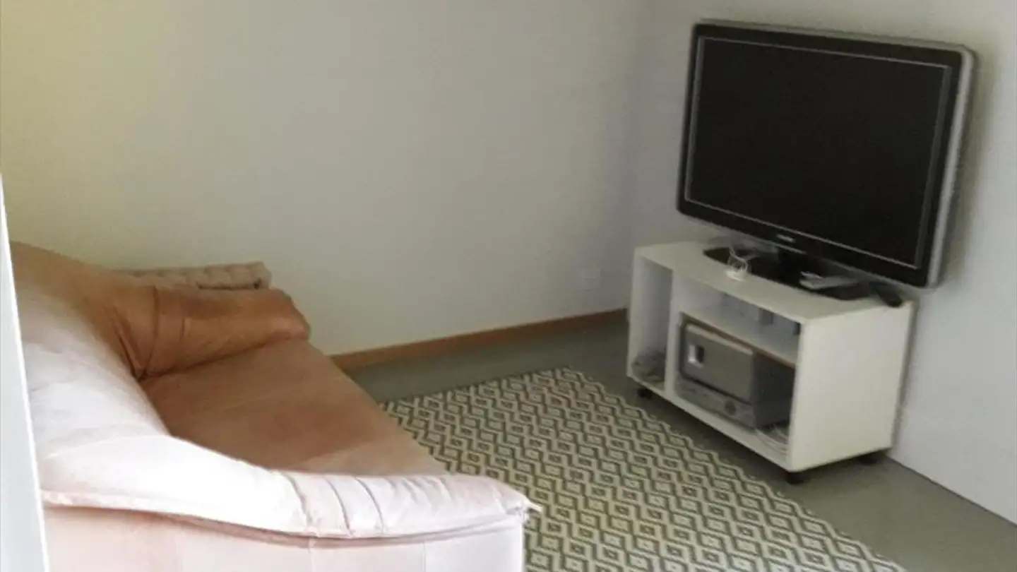 Studio in affitto - Avenue Des Alpes 16, 1450 Ste-Croix - Photo 2