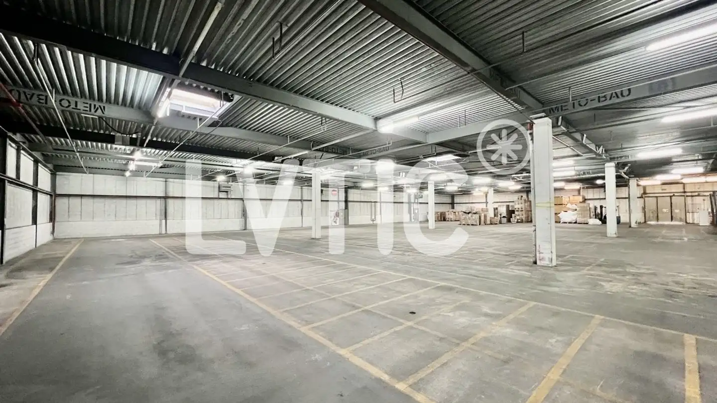 Spazio di archiviazione in affitto - 1163 Etoy